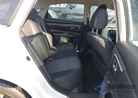 2017 Nissan Altima 2.5 Sr из США, поврежденный, VIN 1N4AL3AP3HC202002